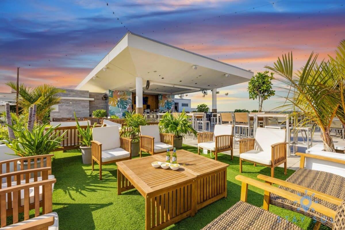Rooftop Pool - Ocean View Balcony - Hollywood Beach Luaran gambar